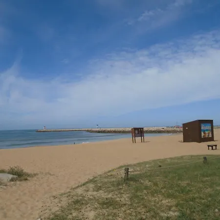 Excelente Apartamento T1 Para Ferias 奎特里拉