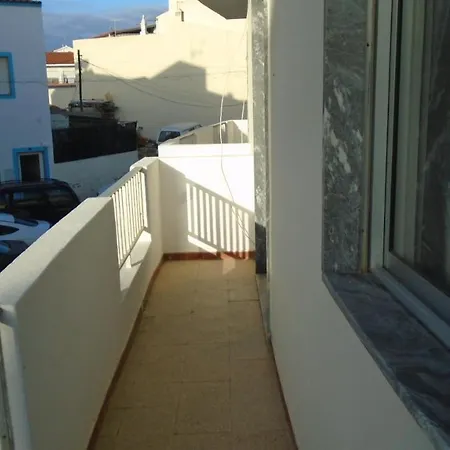 Excelente Apartamento T1 Para Ferias 奎特里拉
